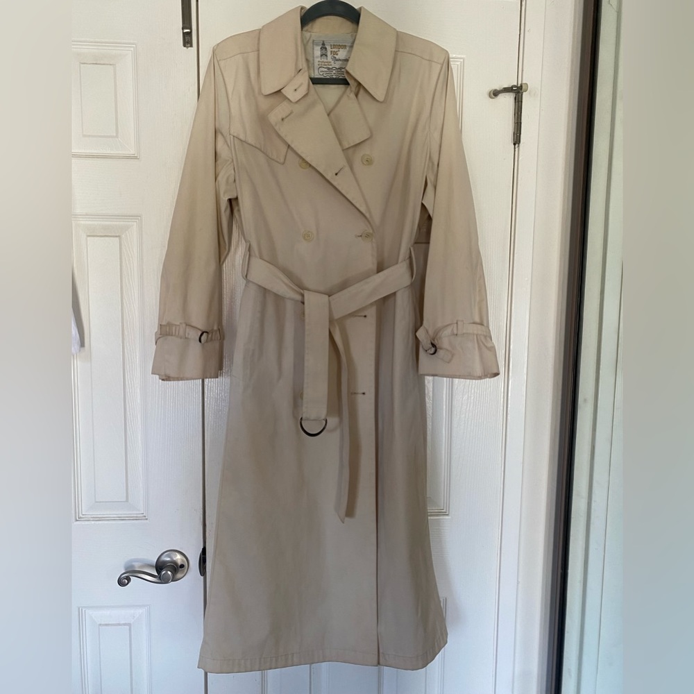 London Fog Trench Coat, size 14, below the knee,light weight,perfect for Spring